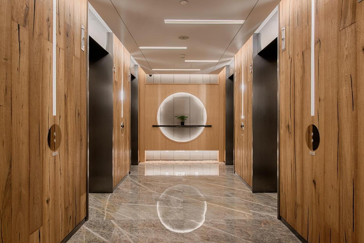 C Plaza Hotel Yuzhong Exterior photo