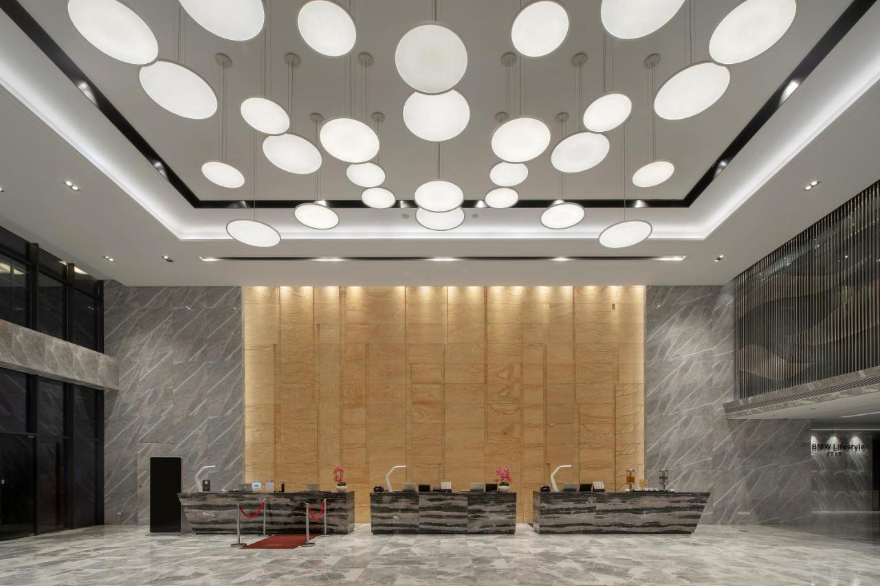 C Plaza Hotel Yuzhong Exterior photo